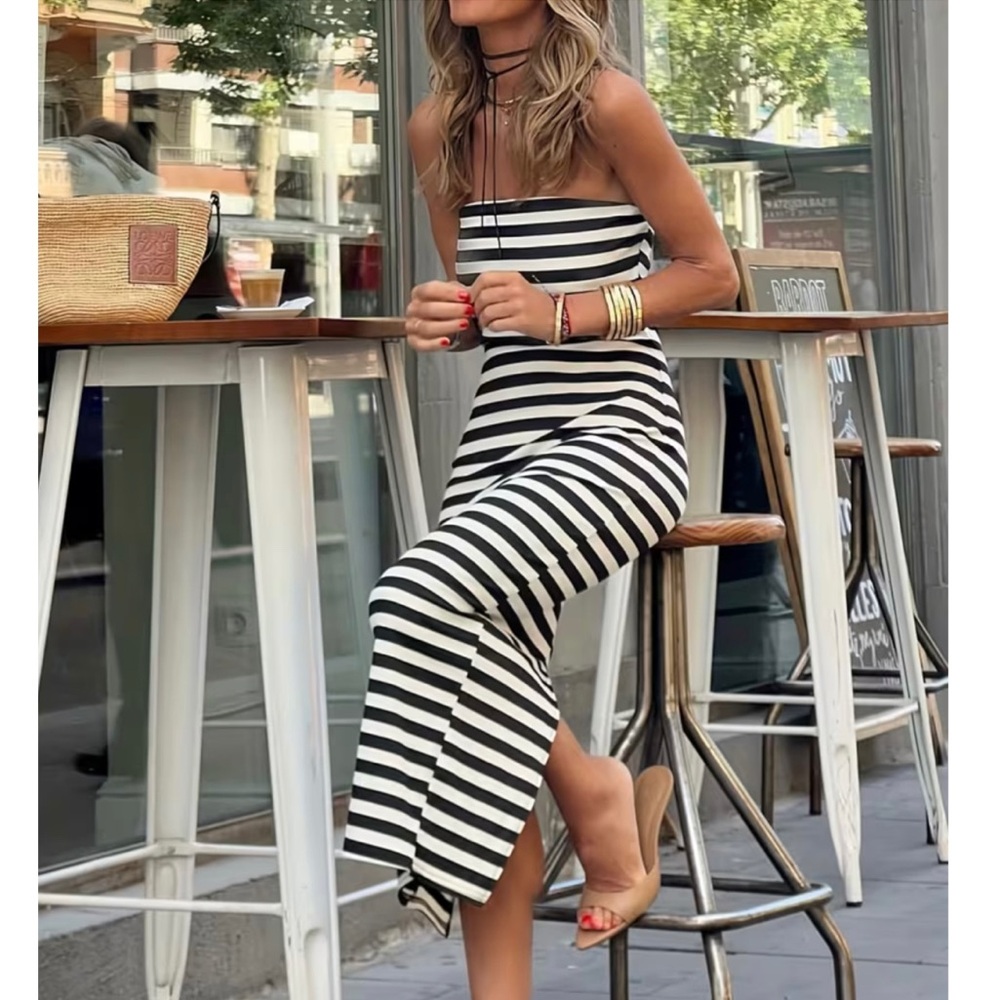 NWOT Strapless black and white striped boutique summer dress size small new
